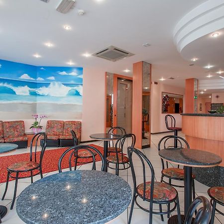 Hotel Basilea Bellaria-Igea Marina Exterior foto